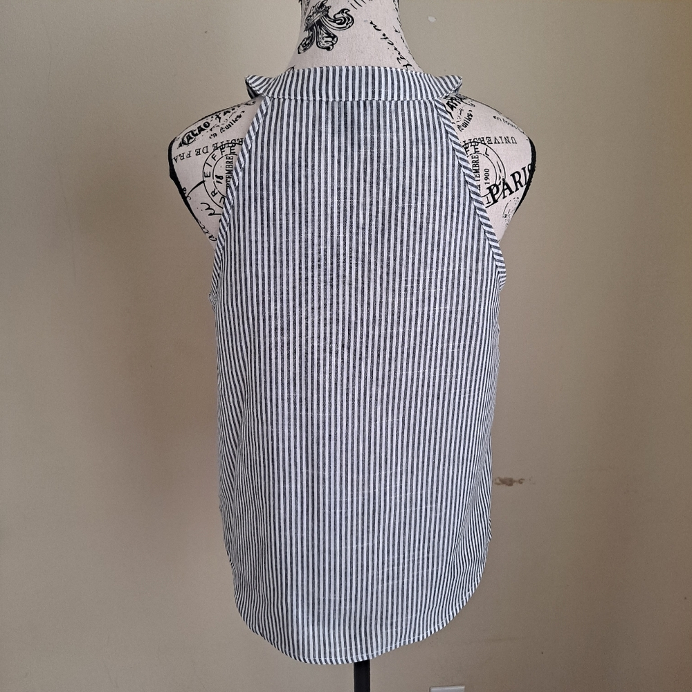 Striped Sleeveless Shirt - Picture 3 of 3